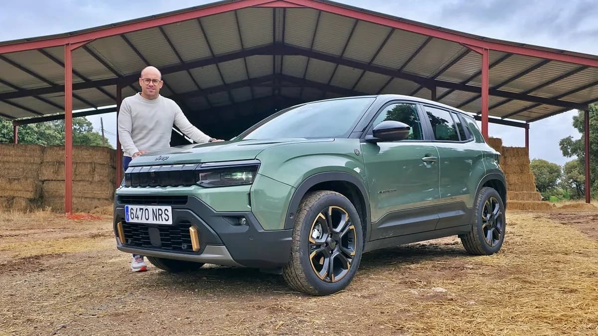 Jeep Updates Avenger with Enhanced Features and Powertrain Options