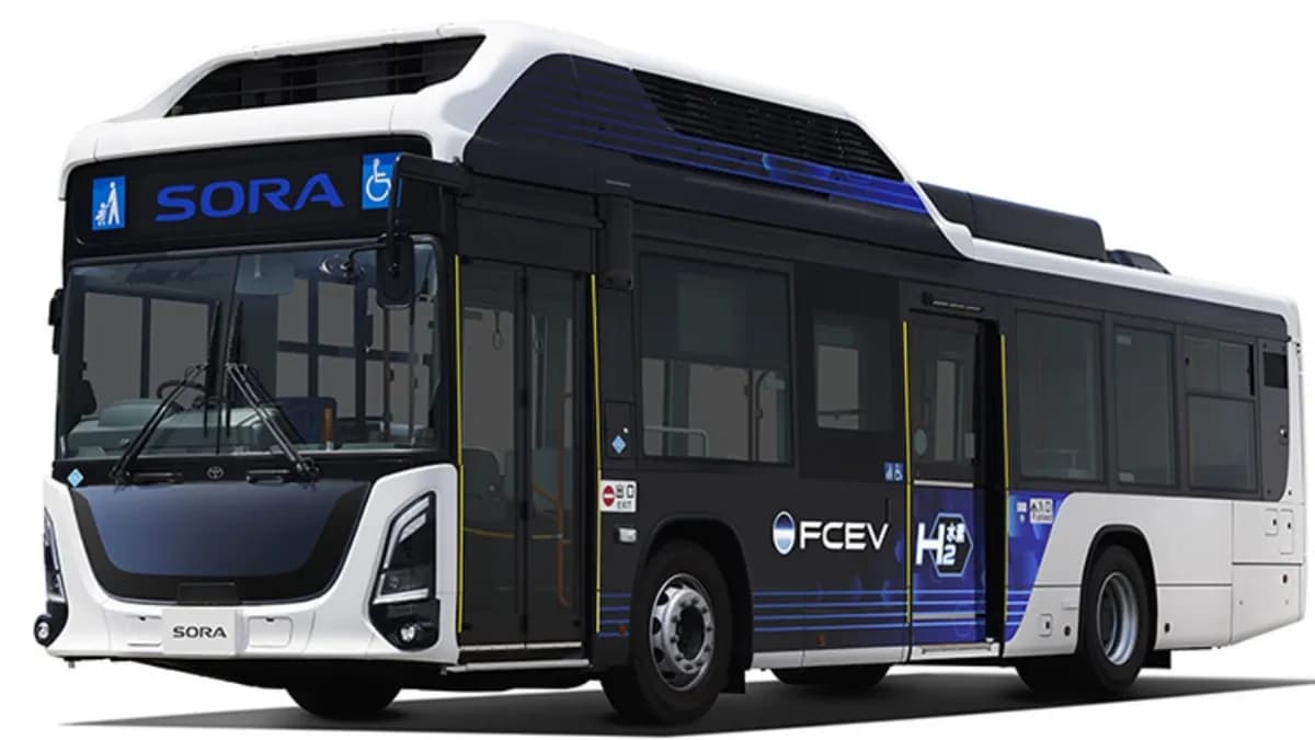Toyota Unveils Second-Generation Hydrogen Bus Sora with 299 HP