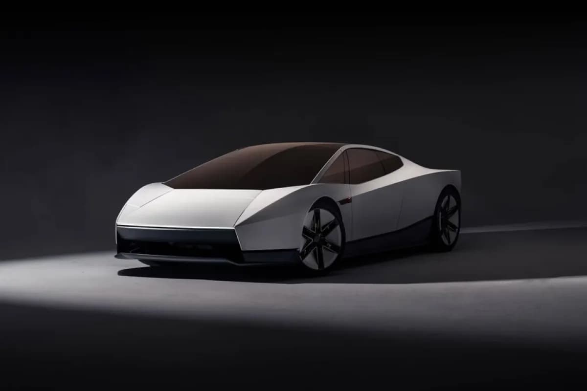 Tesla Unveils Redesigned Roadster with SpaceX Technology