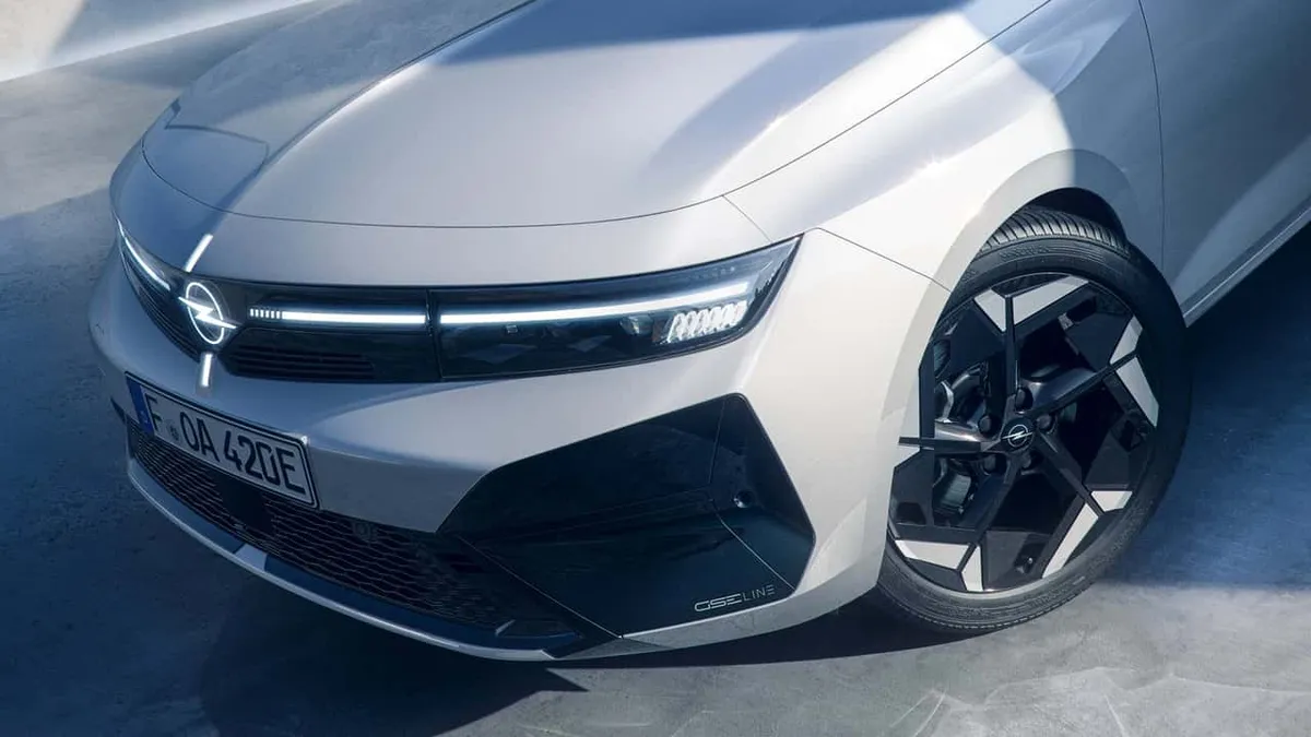Opel Astra GSE Line Unveiled Ahead of 2026 Paris Motor Show